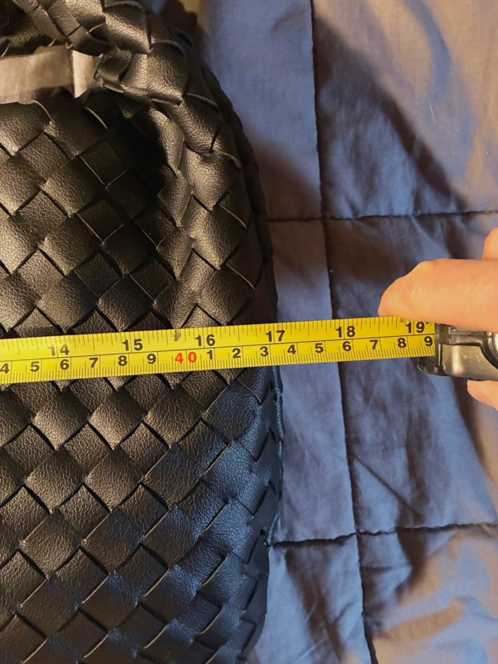 Urban Expressions Black Woven Messenger Bag with Braided Handle - Picture 3 of 10